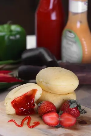 Donita Donat Kentang Beku Filling Strawberry